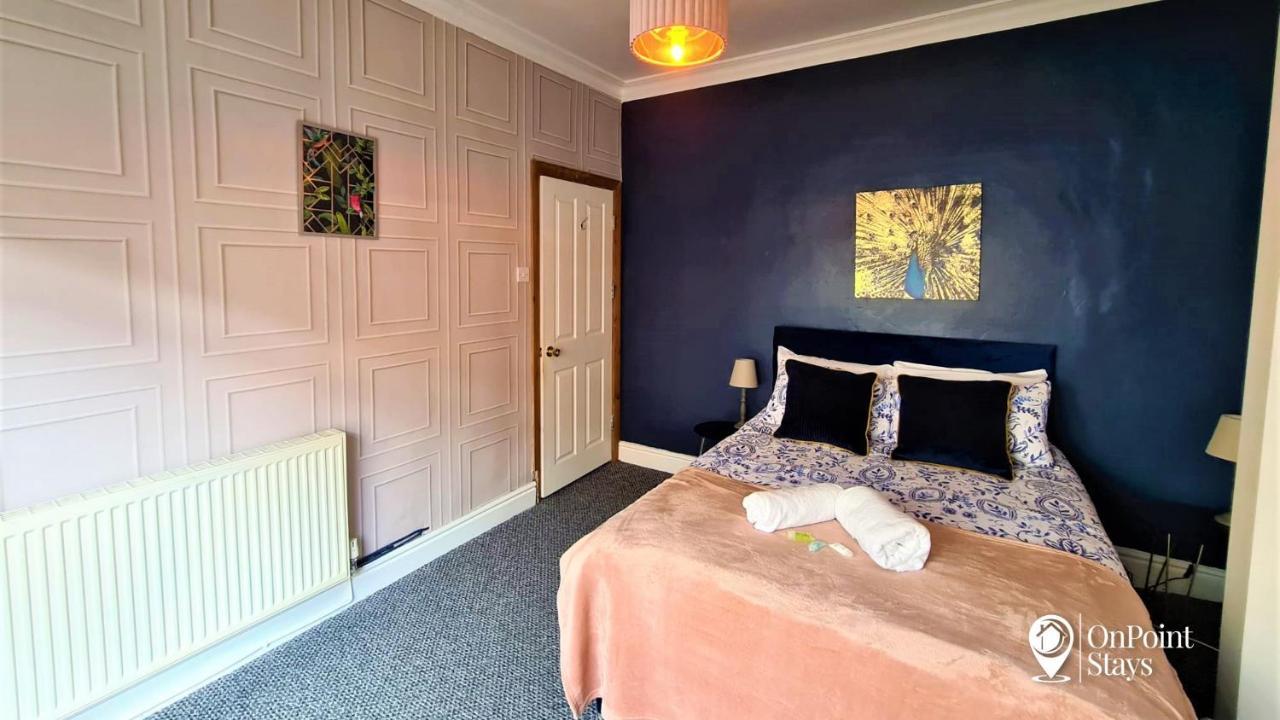 Lovely Spacious 5 Bedroom Home Near Chester City Centre ภายนอก รูปภาพ