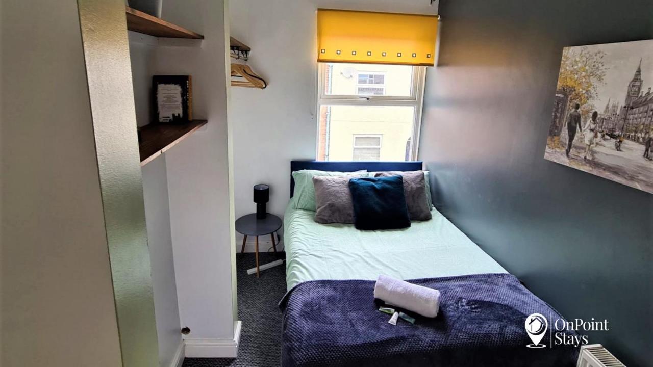 Lovely Spacious 5 Bedroom Home Near Chester City Centre ภายนอก รูปภาพ